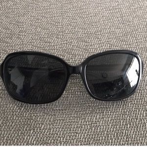 Polarized Women’s Coach sunglasses!!